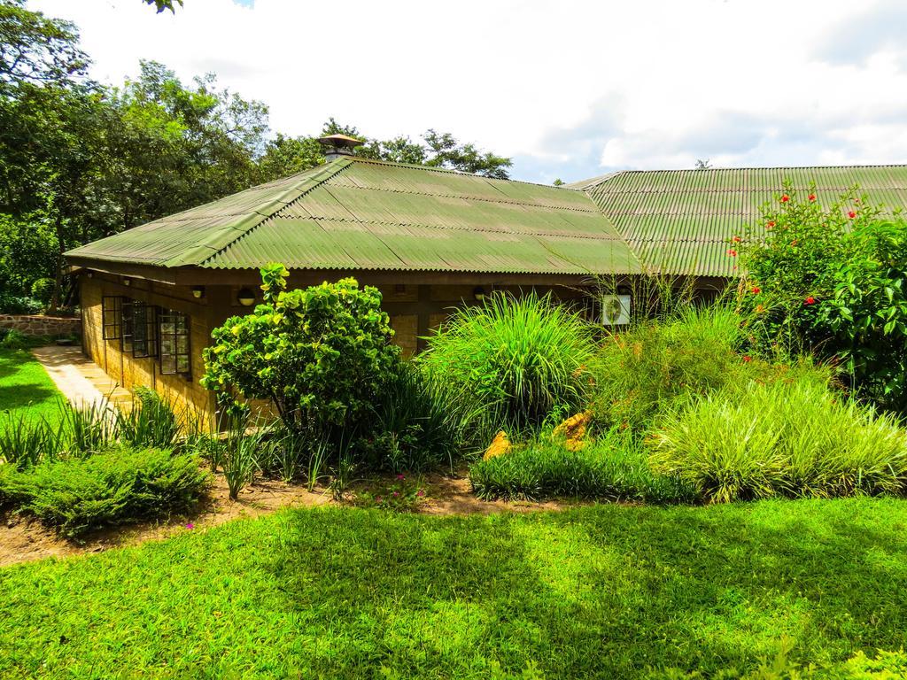 Hotel Woodlands Lilongüe Exterior foto