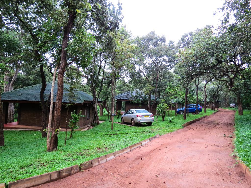 Hotel Woodlands Lilongüe Exterior foto