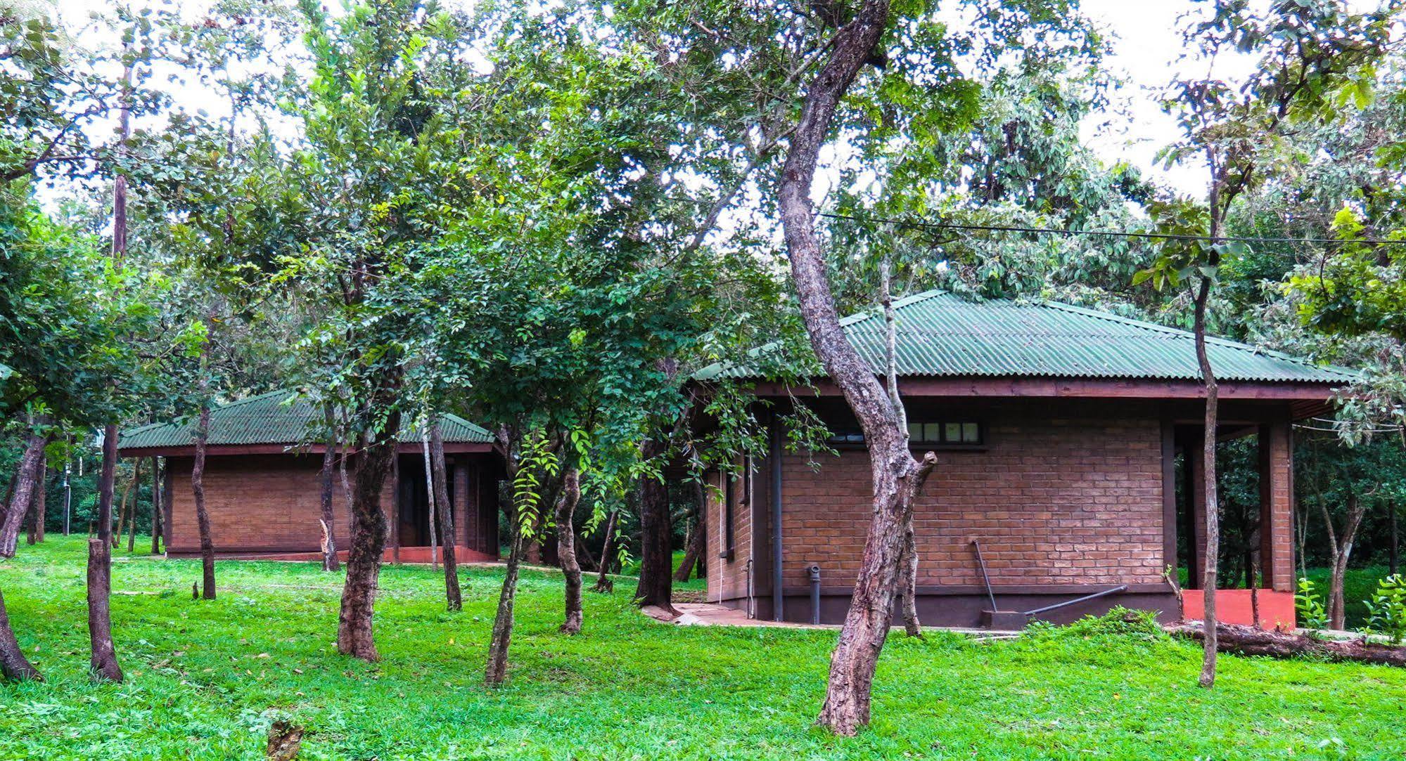 Hotel Woodlands Lilongüe Exterior foto